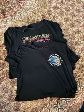 Lot of 2 cropped workout tees  Born Primitive and Rokfit brands